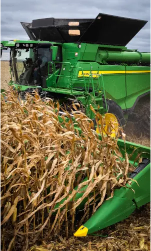 John Deere combine