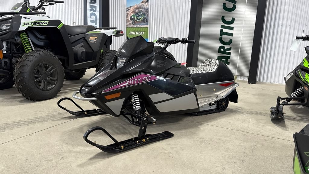 2026 Arctic Cat Kitty Cat Snowmobile