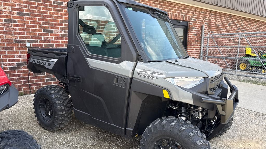 2027 Polaris RANGER XP 1000 CAB Side x Side