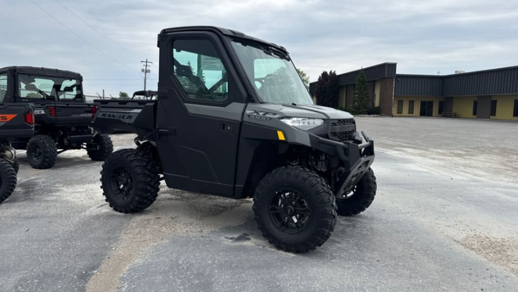 2027 Polaris RANGER XP 1000 CAB Side x Side