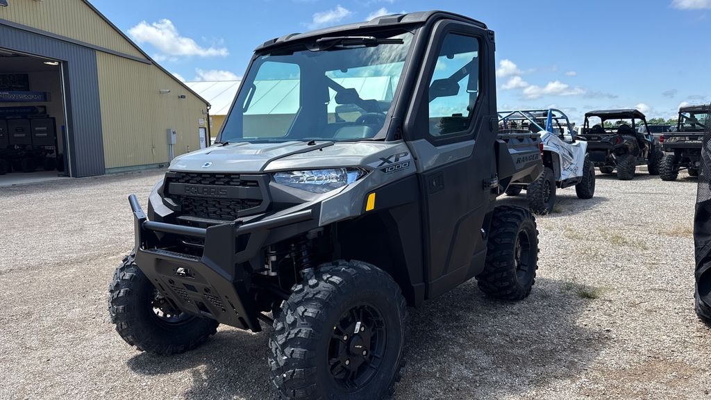 2027 Polaris RANGER XP 1000 CAB Side x Side