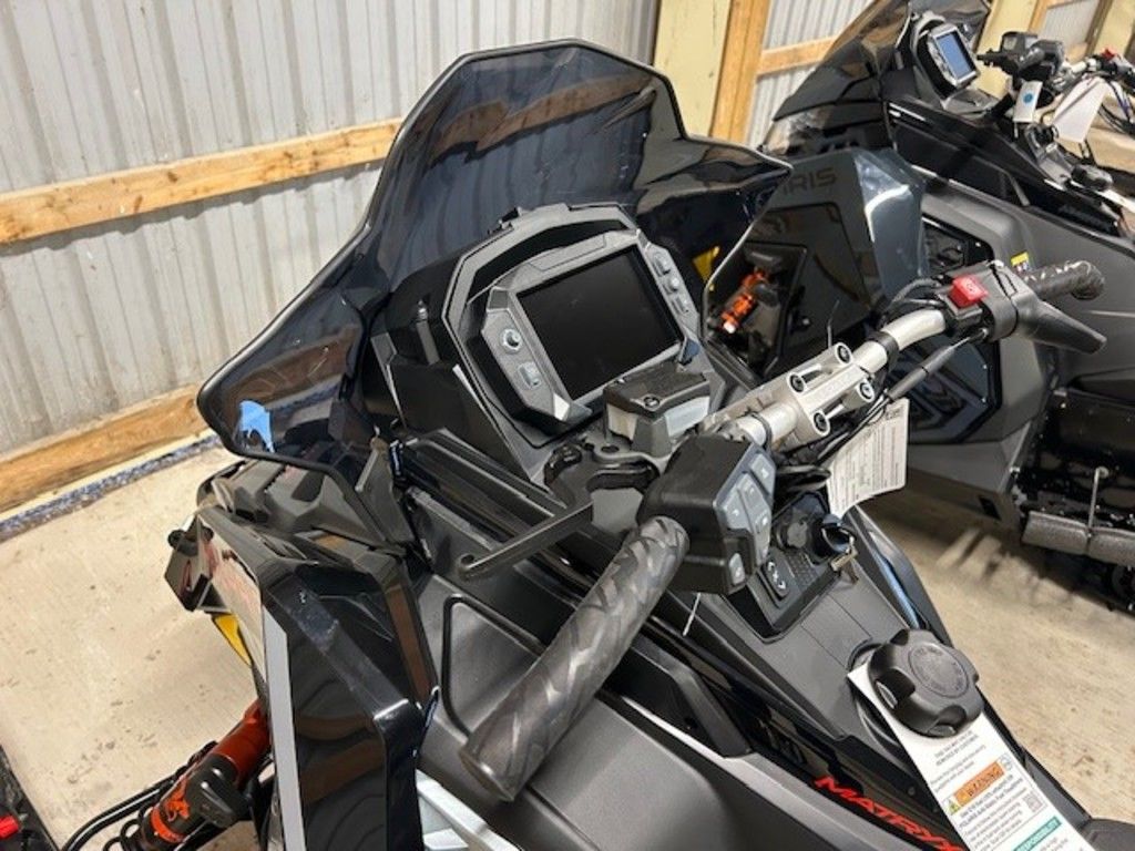 2026 Polaris 650 INDY VR1 DYNAMIX PREMIUM Snowmobile