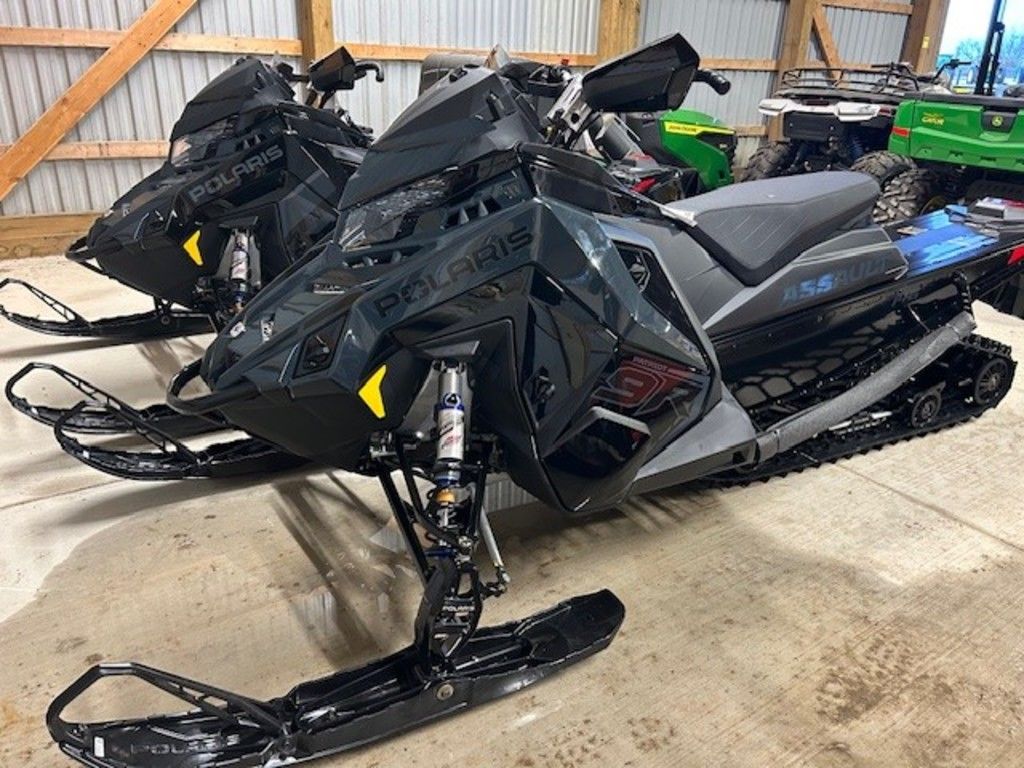 2026 Polaris Patriot 9R Switchback Assault 146 Race IFS Snowmobile