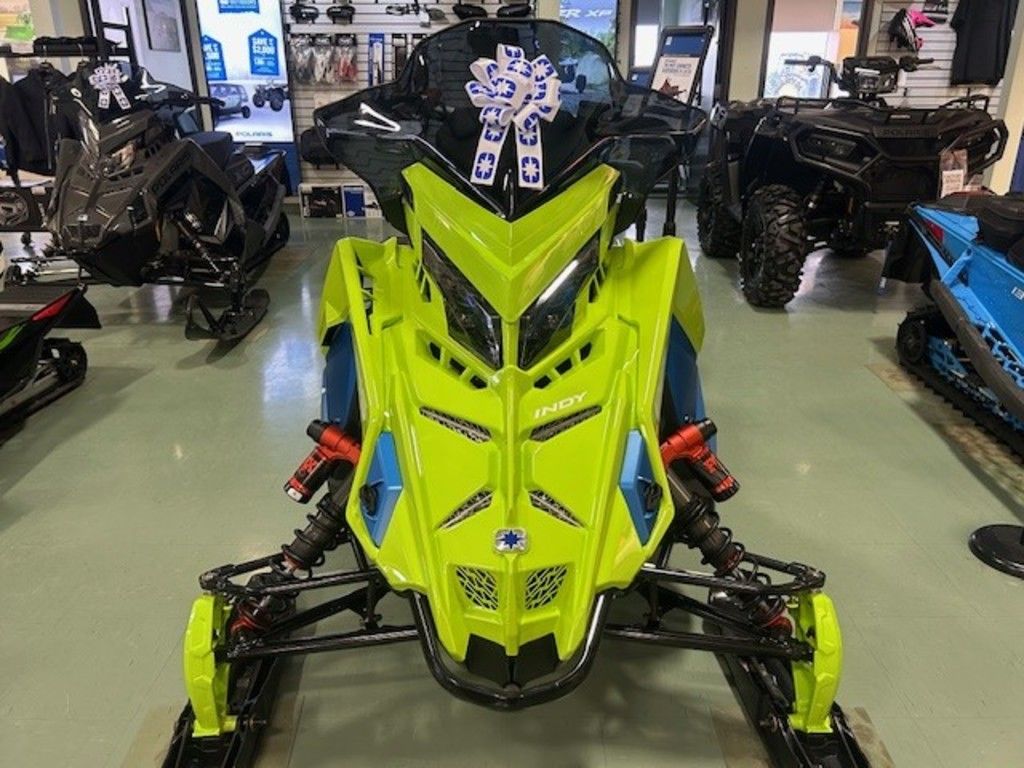 2026 Polaris Patriot Boost INDY VR1 137 DYNAMIX PREMIUM Snowmobile